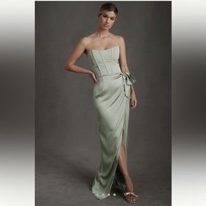 Victoria Chapman, V. Chapman, The June Dress in Sage